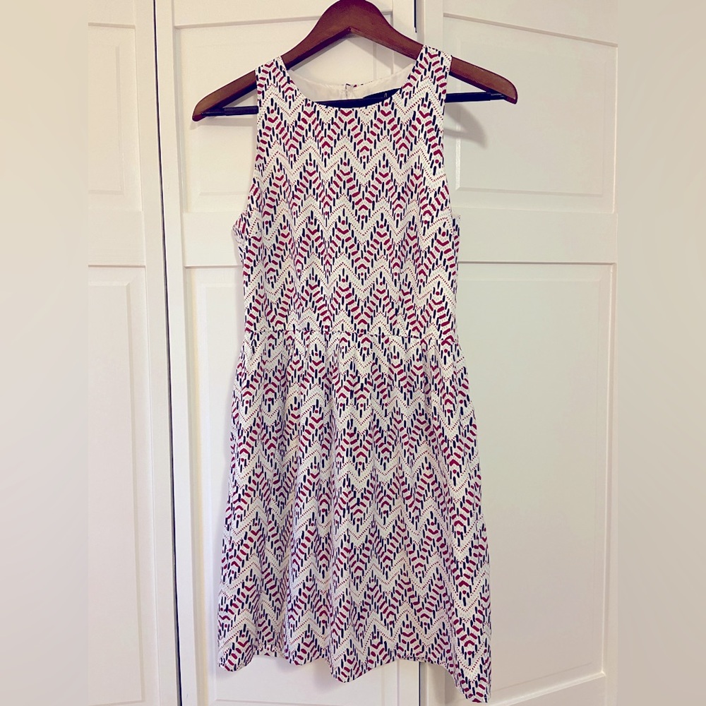 Jack by BB Dakota Geometric Dress with Back Cutout. Size 2.